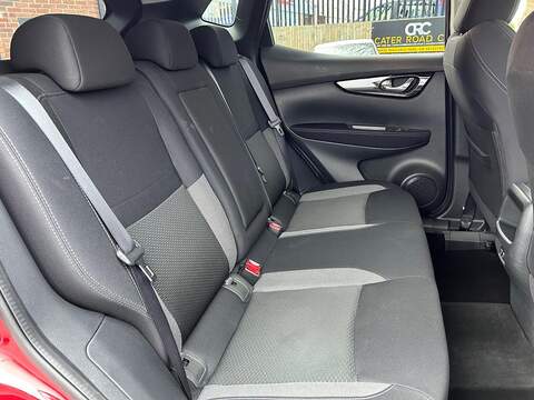 Nissan Qashqai Qashqai 1.3 DIG-T N-Connecta Euro 6 (s/s) 5dr - U53