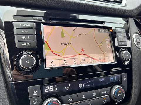 Nissan Qashqai Qashqai 1.3 DIG-T N-Connecta Euro 6 (s/s) 5dr - U53