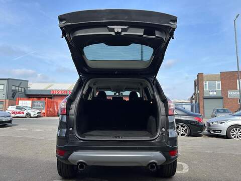 Ford Kuga 1.5 TDCi Titanium SUV 5dr Diesel Manual Euro 6 (s/s) (120 ps) - U535