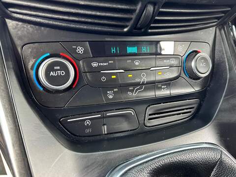 Ford Kuga 1.5 TDCi Titanium SUV 5dr Diesel Manual Euro 6 (s/s) (120 ps) - U535