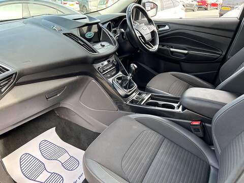 Ford Kuga 1.5 TDCi Titanium SUV 5dr Diesel Manual Euro 6 (s/s) (120 ps) - U535
