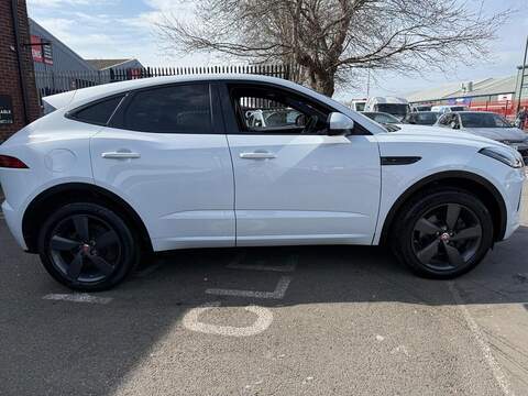 Jaguar E-PACE 2.0 D180 Chequered Flag SUV 5dr Diesel Auto AWD Euro 6 (s/s) (180 ps) - U536