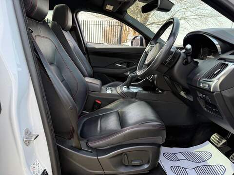 Jaguar E-PACE 2.0 D180 Chequered Flag SUV 5dr Diesel Auto AWD Euro 6 (s/s) (180 ps) - U536