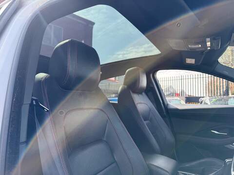 Jaguar E-PACE 2.0 D180 Chequered Flag SUV 5dr Diesel Auto AWD Euro 6 (s/s) (180 ps) - U536