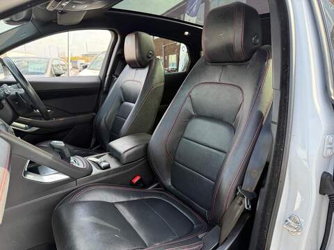 Jaguar E-PACE 2.0 D180 Chequered Flag SUV 5dr Diesel Auto AWD Euro 6 (s/s) (180 ps) - U536