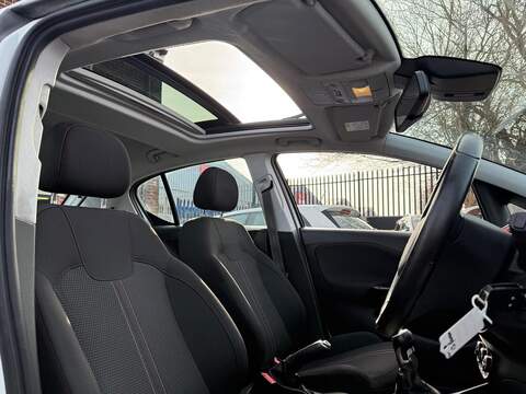 Vauxhall Corsa 1.0i Turbo ecoFLEX SRi VX Line Hatchback 5dr Petrol Manual Euro 6 (s/s) (115 ps) - U538