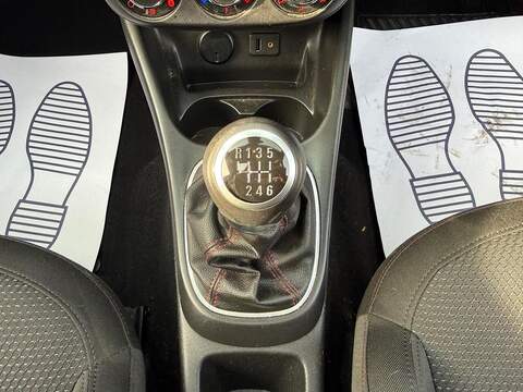 Vauxhall Corsa 1.0i Turbo ecoFLEX SRi VX Line Hatchback 5dr Petrol Manual Euro 6 (s/s) (115 ps) - U538