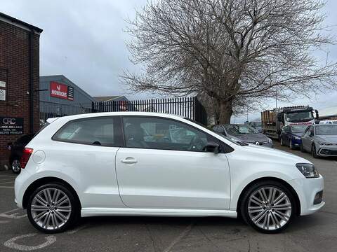 Volkswagen Polo 1.4 TSI BlueMotion Tech ACT BlueGT Hatchback 3dr Petrol Manual Euro 6 (s/s) (150 ps) - U539