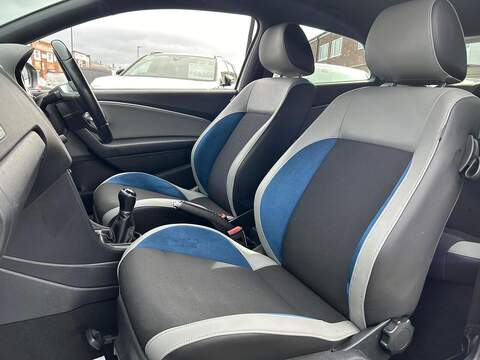 Volkswagen Polo 1.4 TSI BlueMotion Tech ACT BlueGT Hatchback 3dr Petrol Manual Euro 6 (s/s) (150 ps) - U539