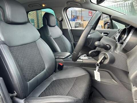 Peugeot 3008 3008 1.6 HDi Allure Euro 5 5dr - U54
