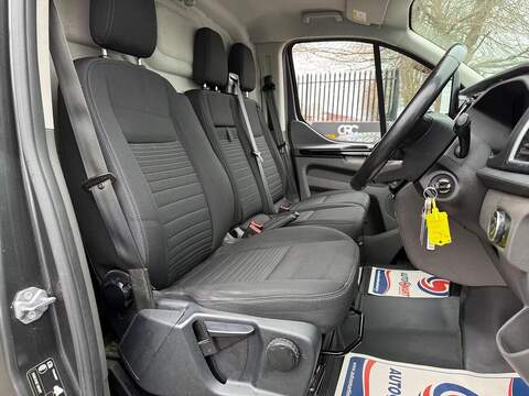 Ford Transit Custom 2.0 280 EcoBlue Limited Panel Van 5dr Diesel Manual L1 H1 Euro 6 (130 ps) - U540