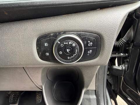 Ford Transit Custom 2.0 280 EcoBlue Limited Panel Van 5dr Diesel Manual L1 H1 Euro 6 (130 ps) - U540