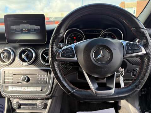 Mercedes-Benz A Class 2.1 A200d AMG Line (Premium) Hatchback 5dr Diesel 7G-DCT Euro 6 (s/s) (136 ps) - U544