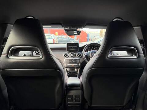 Mercedes-Benz A Class 2.1 A200d AMG Line (Premium) Hatchback 5dr Diesel 7G-DCT Euro 6 (s/s) (136 ps) - U544