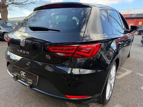 SEAT Leon 1.5 TSI EVO FR Sport Hatchback 5dr Petrol Manual Euro 6 (s/s) (150 ps) - U545