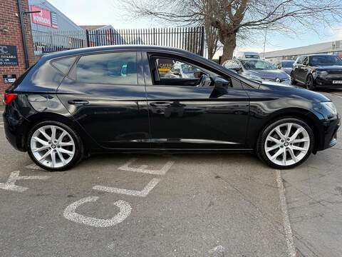 SEAT Leon 1.5 TSI EVO FR Sport Hatchback 5dr Petrol Manual Euro 6 (s/s) (150 ps) - U545