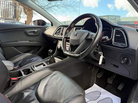 SEAT Leon 1.5 TSI EVO FR Sport Hatchback 5dr Petrol Manual Euro 6 (s/s) (150 ps) - U545