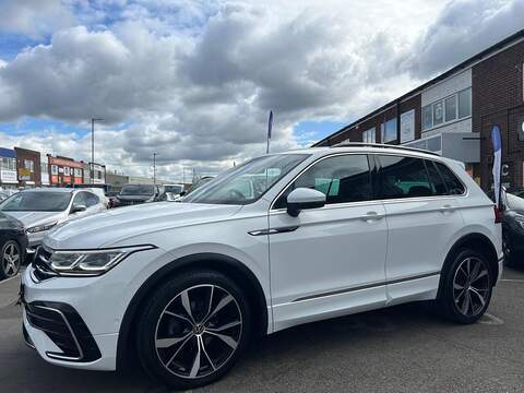 Volkswagen Tiguan 1.5 TSI R-Line SUV 5dr Petrol DSG Euro 6 (s/s) (150 ps) - U546