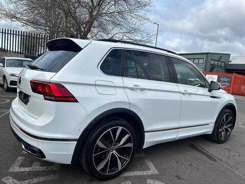 Volkswagen Tiguan 1.5 TSI R-Line SUV 5dr Petrol DSG Euro 6 (s/s) (150 ps) - U546