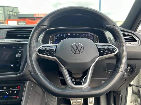 Volkswagen Tiguan 1.5 TSI R-Line SUV 5dr Petrol DSG Euro 6 (s/s) (150 ps) - U546