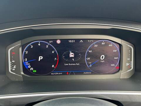 Volkswagen Tiguan 1.5 TSI R-Line SUV 5dr Petrol DSG Euro 6 (s/s) (150 ps) - U546