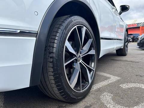 Volkswagen Tiguan 1.5 TSI R-Line SUV 5dr Petrol DSG Euro 6 (s/s) (150 ps) - U546