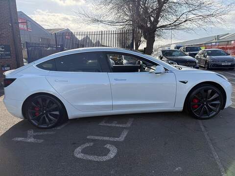 Tesla Model 3 (Dual Motor) Performance Saloon 4dr Electric Auto 4WDE (Performance Upgrade) (449 bhp) - U547