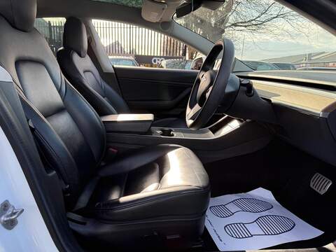 Tesla Model 3 (Dual Motor) Performance Saloon 4dr Electric Auto 4WDE (Performance Upgrade) (449 bhp) - U547