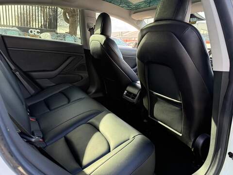 Tesla Model 3 (Dual Motor) Performance Saloon 4dr Electric Auto 4WDE (Performance Upgrade) (449 bhp) - U547