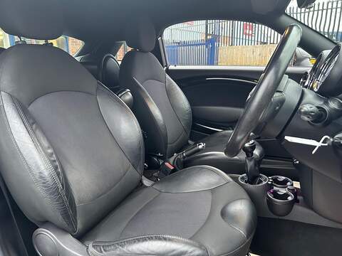 MINI Coupe Coupe 1.6 Cooper Euro 5 (s/s) 2dr - U55