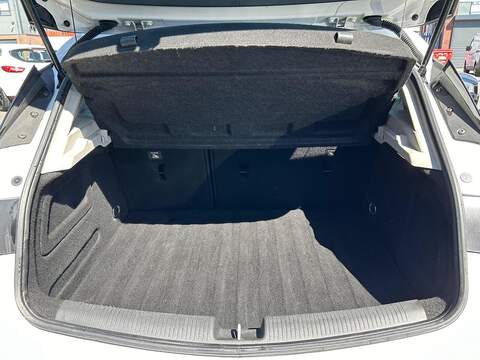 Vauxhall Astra 1.6 CDTi ecoTEC BlueInjection Design Hatchback 5dr Diesel Manual Euro 6 (s/s) (110 ps) - U63