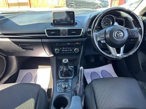 Mazda Mazda3 2.0 SKYACTIV-G SE-L Hatchback 5dr Petrol Manual Euro 5 (s/s) (120 ps) - U559