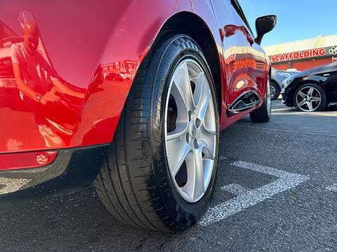 Renault Clio Clio 1.2 16V Dynamique Nav Euro 6 5dr - U56