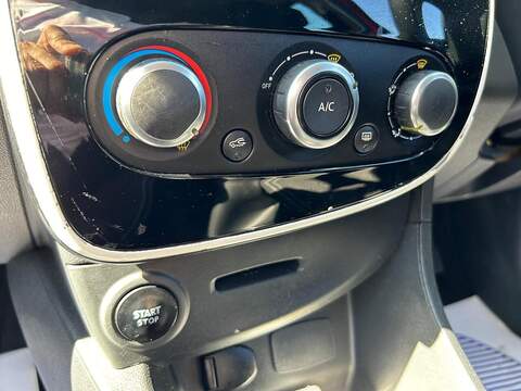 Renault Clio Clio 1.2 16V Dynamique Nav Euro 6 5dr - U56