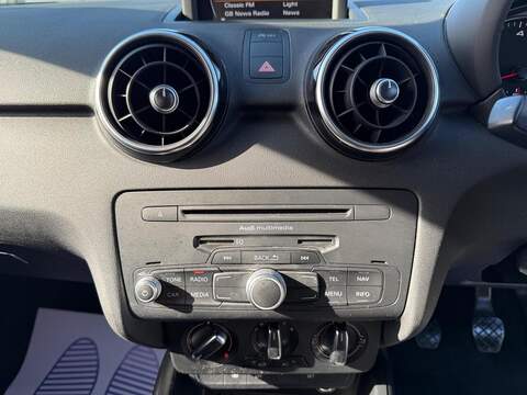 Audi A1 1.4 TFSI Sport Sportback 5dr Petrol Manual Euro 5 (s/s) (122 ps) - U560