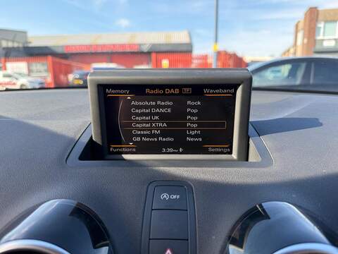 Audi A1 1.4 TFSI Sport Sportback 5dr Petrol Manual Euro 5 (s/s) (122 ps) - U560