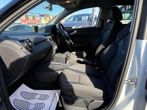 Audi A1 1.4 TFSI Sport Sportback 5dr Petrol Manual Euro 5 (s/s) (122 ps) - U560