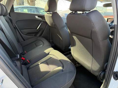 Audi A1 1.4 TFSI Sport Sportback 5dr Petrol Manual Euro 5 (s/s) (122 ps) - U560