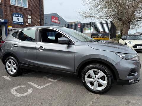 Nissan Qashqai 1.5 dCi Acenta Premium SUV 5dr Diesel Manual Euro 6 (s/s) (115 ps) - U561