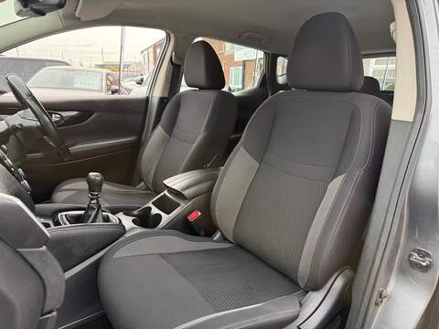 Nissan Qashqai 1.5 dCi Acenta Premium SUV 5dr Diesel Manual Euro 6 (s/s) (115 ps) - U561