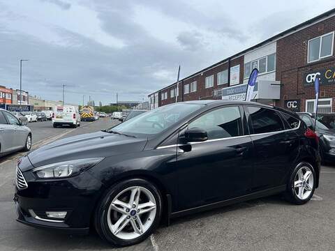 Ford Focus 1.0T EcoBoost Titanium Hatchback 5dr Petrol Manual Euro 6 (s/s) (125 ps) - U564