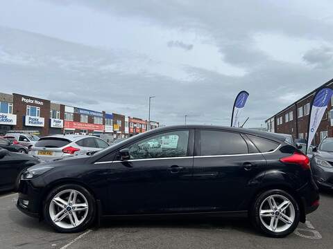 Ford Focus 1.0T EcoBoost Titanium Hatchback 5dr Petrol Manual Euro 6 (s/s) (125 ps) - U564