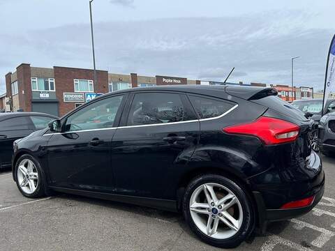 Ford Focus 1.0T EcoBoost Titanium Hatchback 5dr Petrol Manual Euro 6 (s/s) (125 ps) - U564