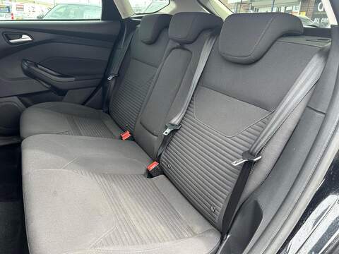 Ford Focus 1.0T EcoBoost Titanium Hatchback 5dr Petrol Manual Euro 6 (s/s) (125 ps) - U564