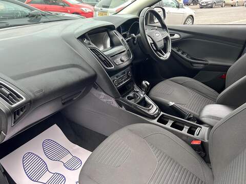 Ford Focus 1.0T EcoBoost Titanium Hatchback 5dr Petrol Manual Euro 6 (s/s) (125 ps) - U564