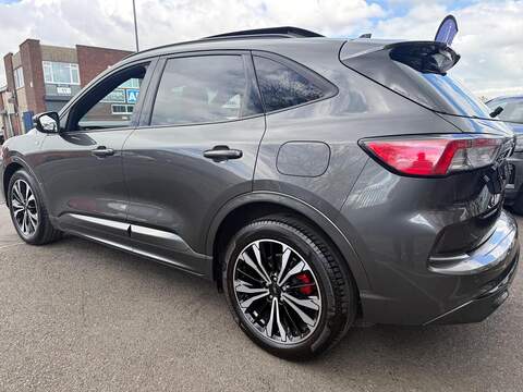 Ford Kuga 2.0 EcoBlue MHEV ST-Line X SUV 5dr Diesel Manual Euro 6 (s/s) (150 ps) - U565