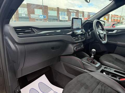 Ford Kuga 2.0 EcoBlue MHEV ST-Line X SUV 5dr Diesel Manual Euro 6 (s/s) (150 ps) - U565