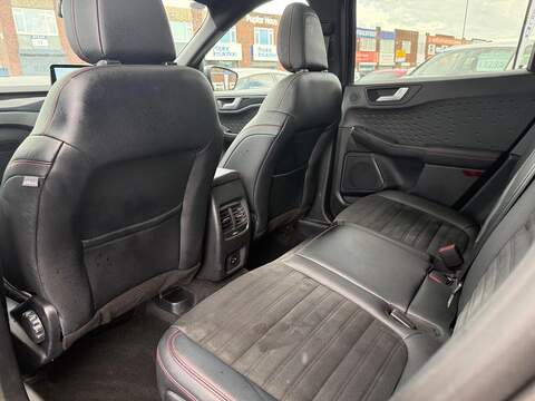 Ford Kuga 2.0 EcoBlue MHEV ST-Line X SUV 5dr Diesel Manual Euro 6 (s/s) (150 ps) - U565