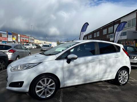 Ford Fiesta 1.0T EcoBoost Titanium Hatchback 5dr Petrol Manual Euro 6 (s/s) (100 ps) - U573