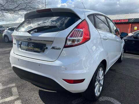 Ford Fiesta 1.0T EcoBoost Titanium Hatchback 5dr Petrol Manual Euro 6 (s/s) (100 ps) - U573
